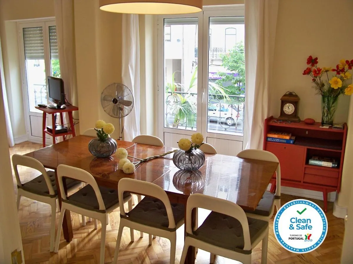 Almirante 1 Four Bedrooms Lisbon