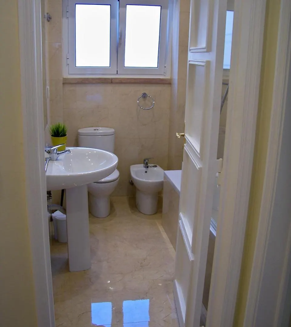 Almirante 1 Four Bedrooms Lisbon Apartment