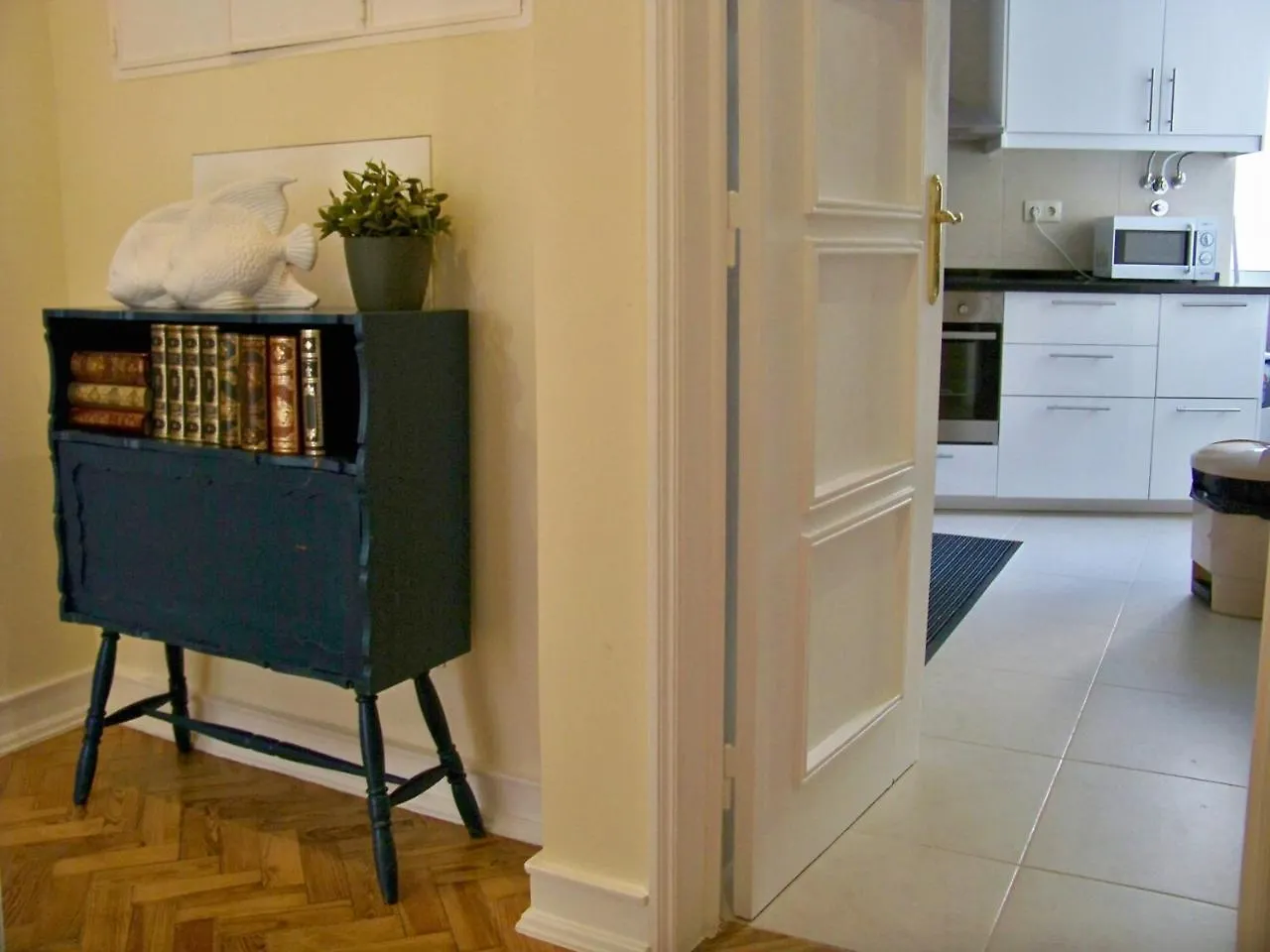Apartment Almirante 1 Four Bedrooms Lisbon