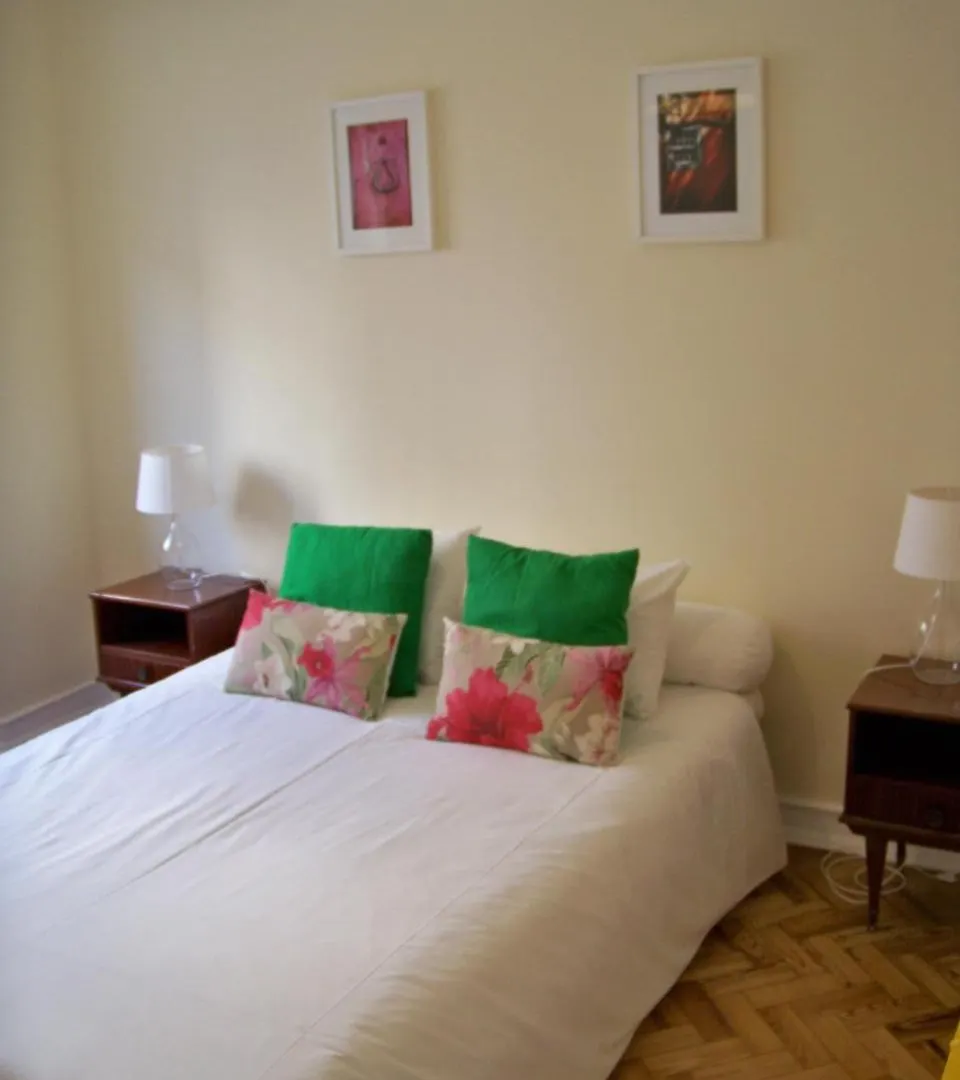 Almirante 1 Four Bedrooms Lisbon Portugal