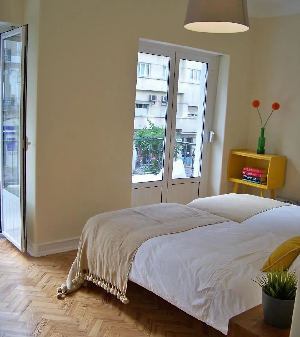 Almirante 1 Four Bedrooms Lisbon Apartment