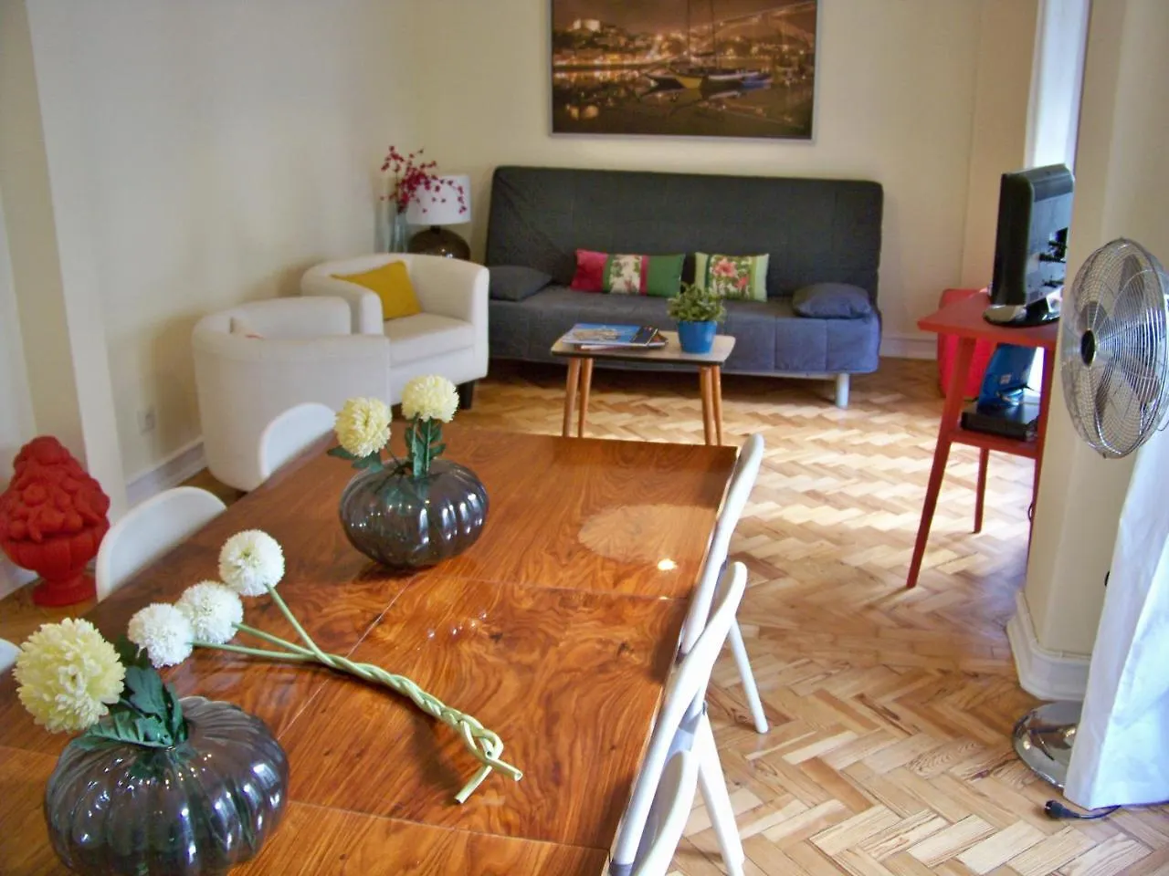 Almirante 1 Four Bedrooms Lisbon Apartment